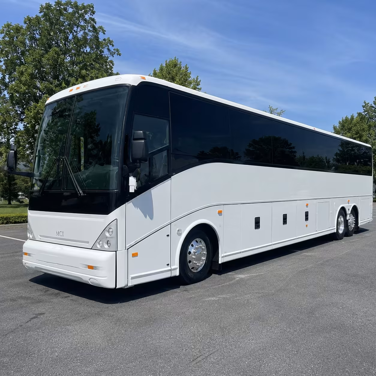 springdale charter buses to razorbacks games at bud walton arena