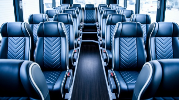 springdale 15 passenger minibus rental